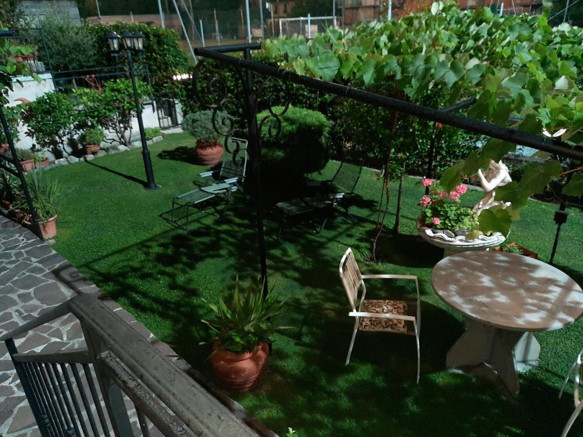 לה ספציה La Villa מראה חיצוני תמונה