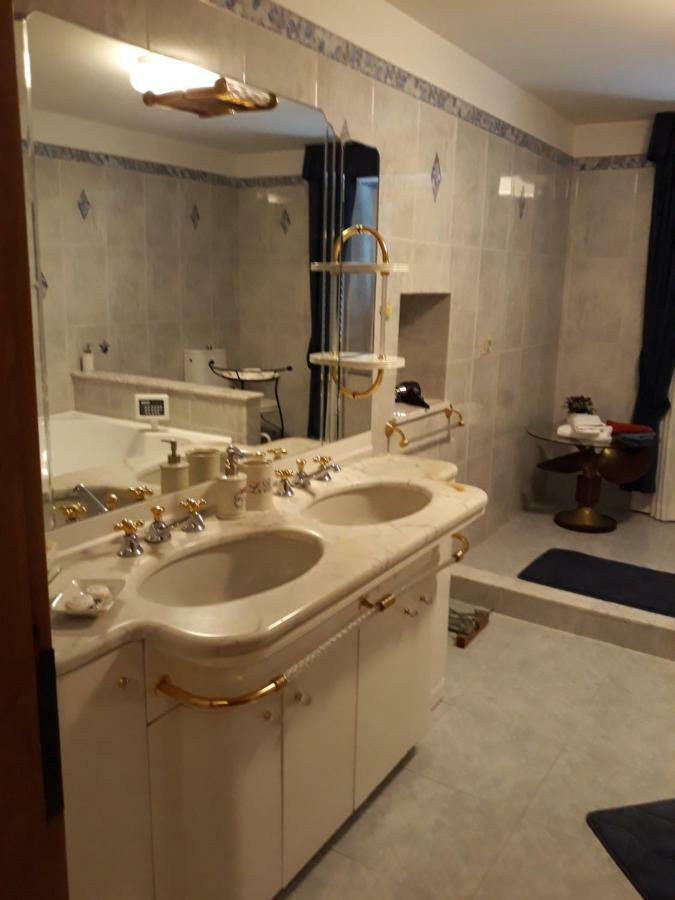 לה ספציה La Villa מראה חיצוני תמונה